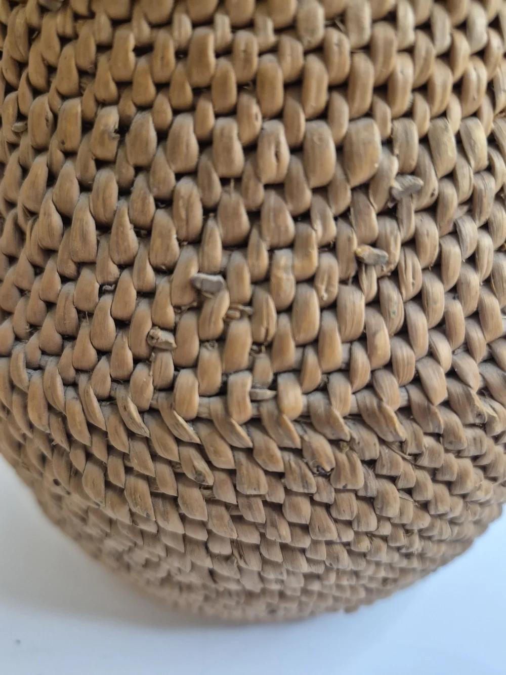 Vintage Woven Rattan Pitcher Vase Wicker Finely Woven Basket Jug with Handle - Picture 8 of 9